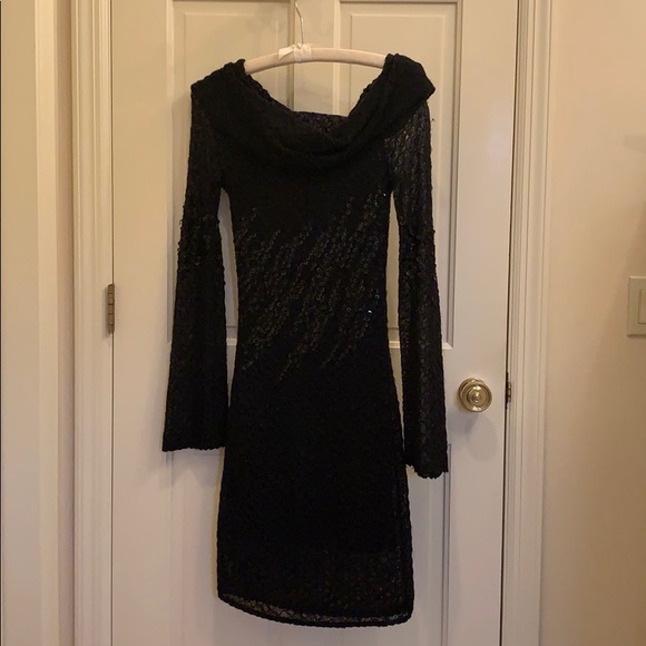 Dress - Picture 1 of 8